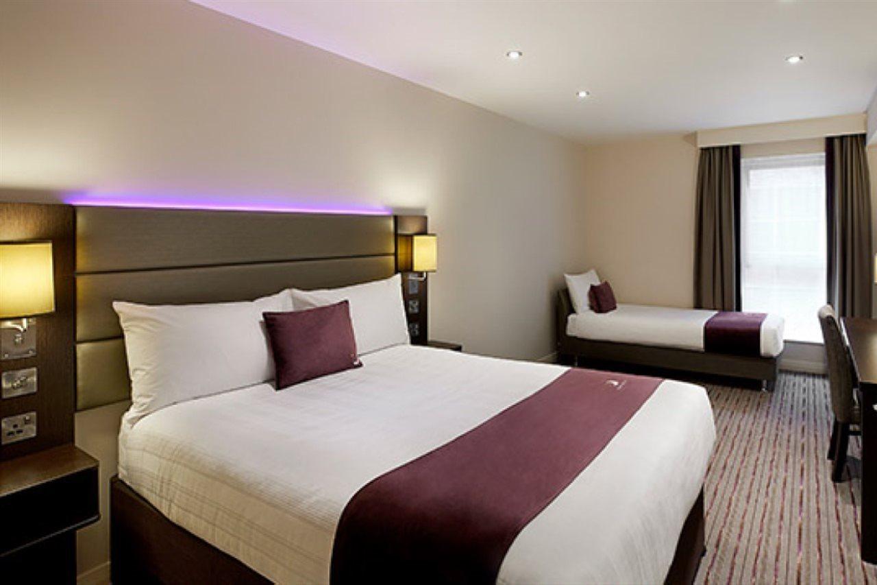 Premier Inn Liverpool Bagian luar foto
