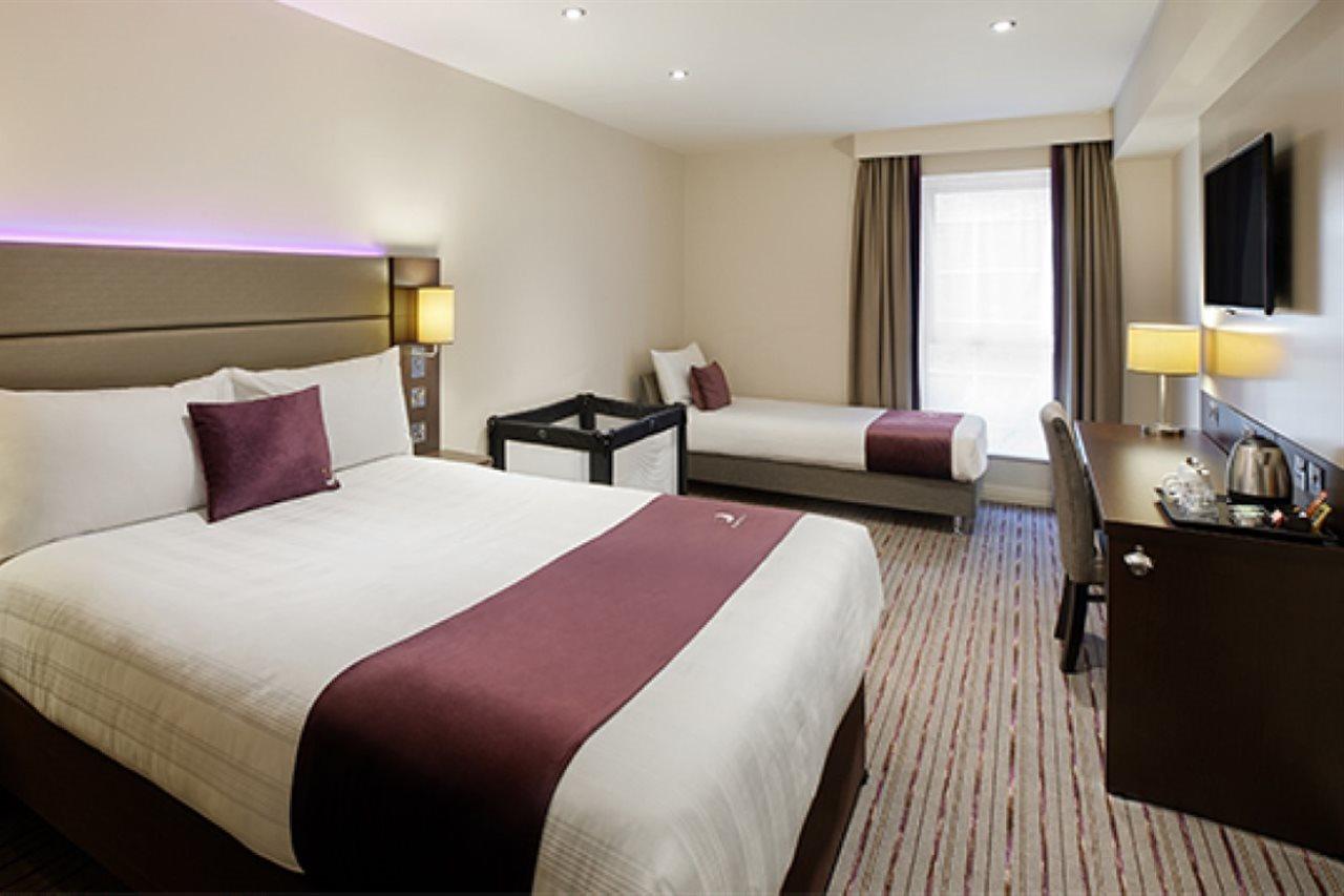 Premier Inn Liverpool Bagian luar foto