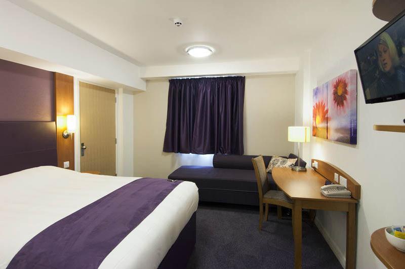 Premier Inn Liverpool Bagian luar foto